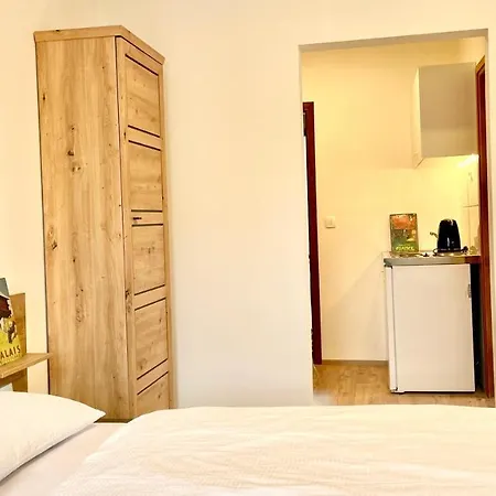 Katrca Bezigrad * Lublaň