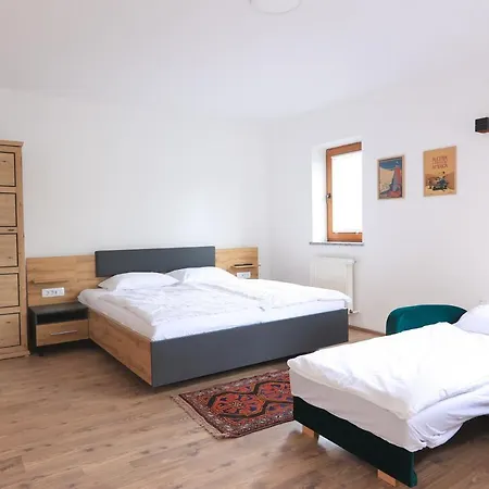 Katrca Bezigrad Apartamento *