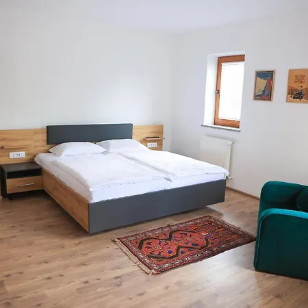 Katrca Bezigrad Apartamento *
