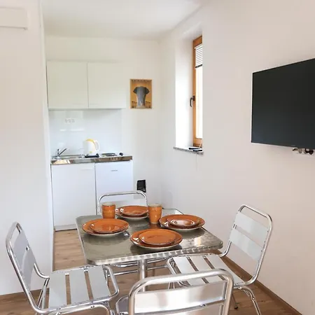 Katrca Bezigrad Apartmán *