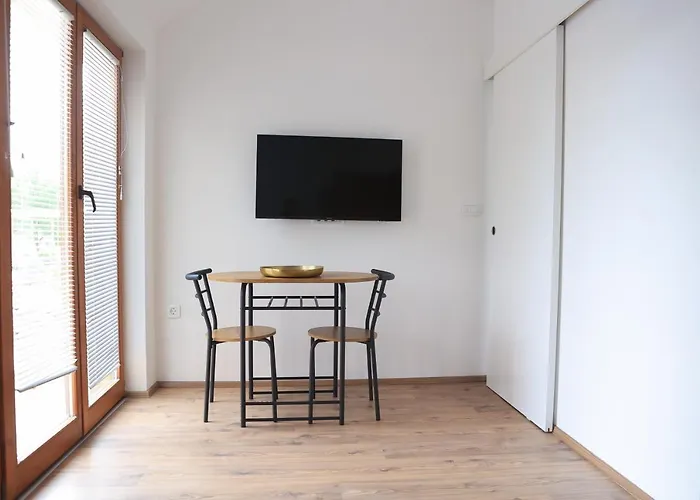 Katrca Bezigrad * ليوبليانا